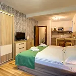 Tri Studnicky Apartament *