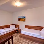 Apartament Tri Studnicky