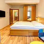 Tri Studnicky Apartament *