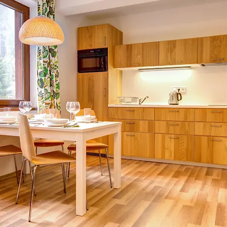 Apartman Tri Studničky *