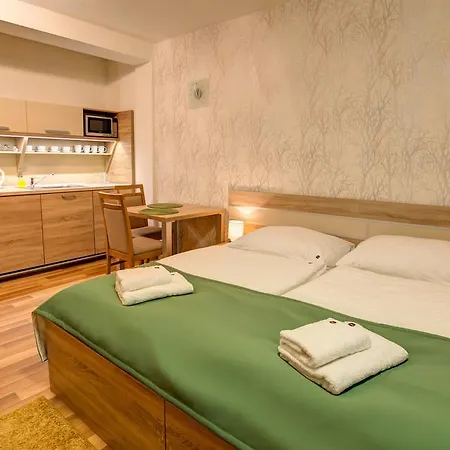 Apartman Tri Studničky