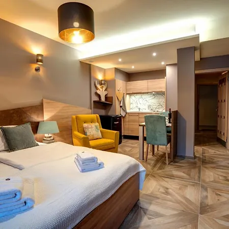 Tri Studničky * Deménvölgy